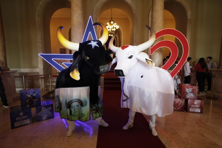 Bois Caprichoso e Garantido celebram chegada do Mercado Livre como patrocinador oficial do Festival 2025